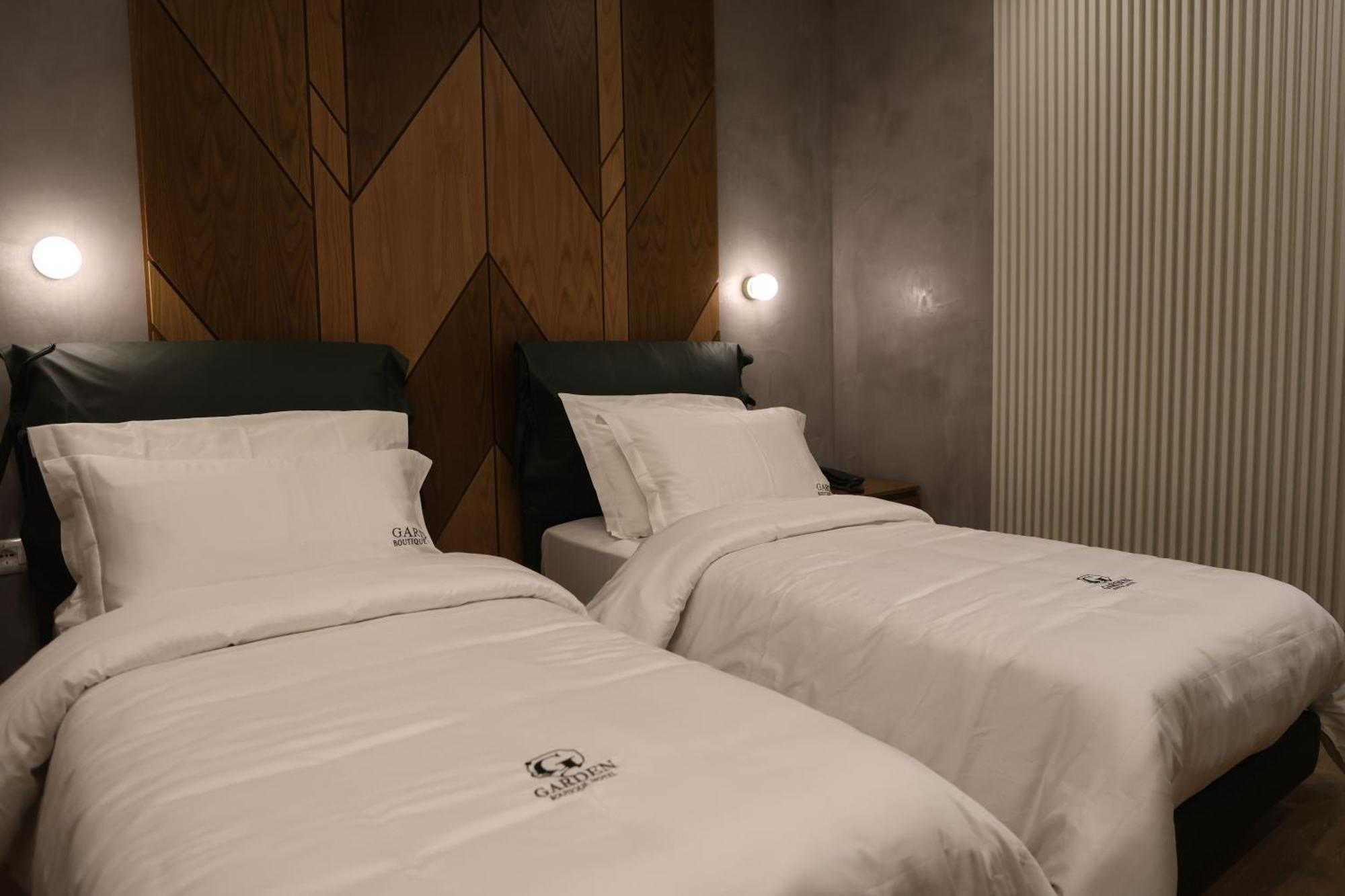 Garden Boutique Hotel Tirana Zewnętrze zdjęcie