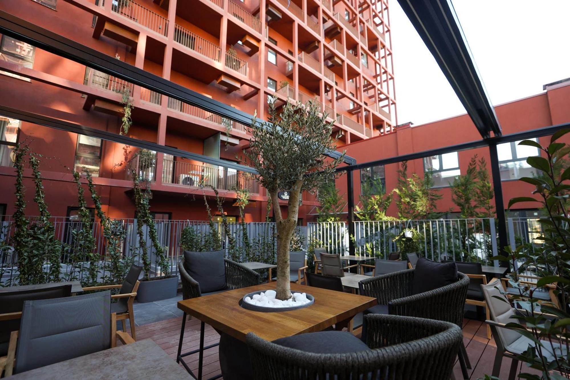 Garden Boutique Hotel Tirana Zewnętrze zdjęcie