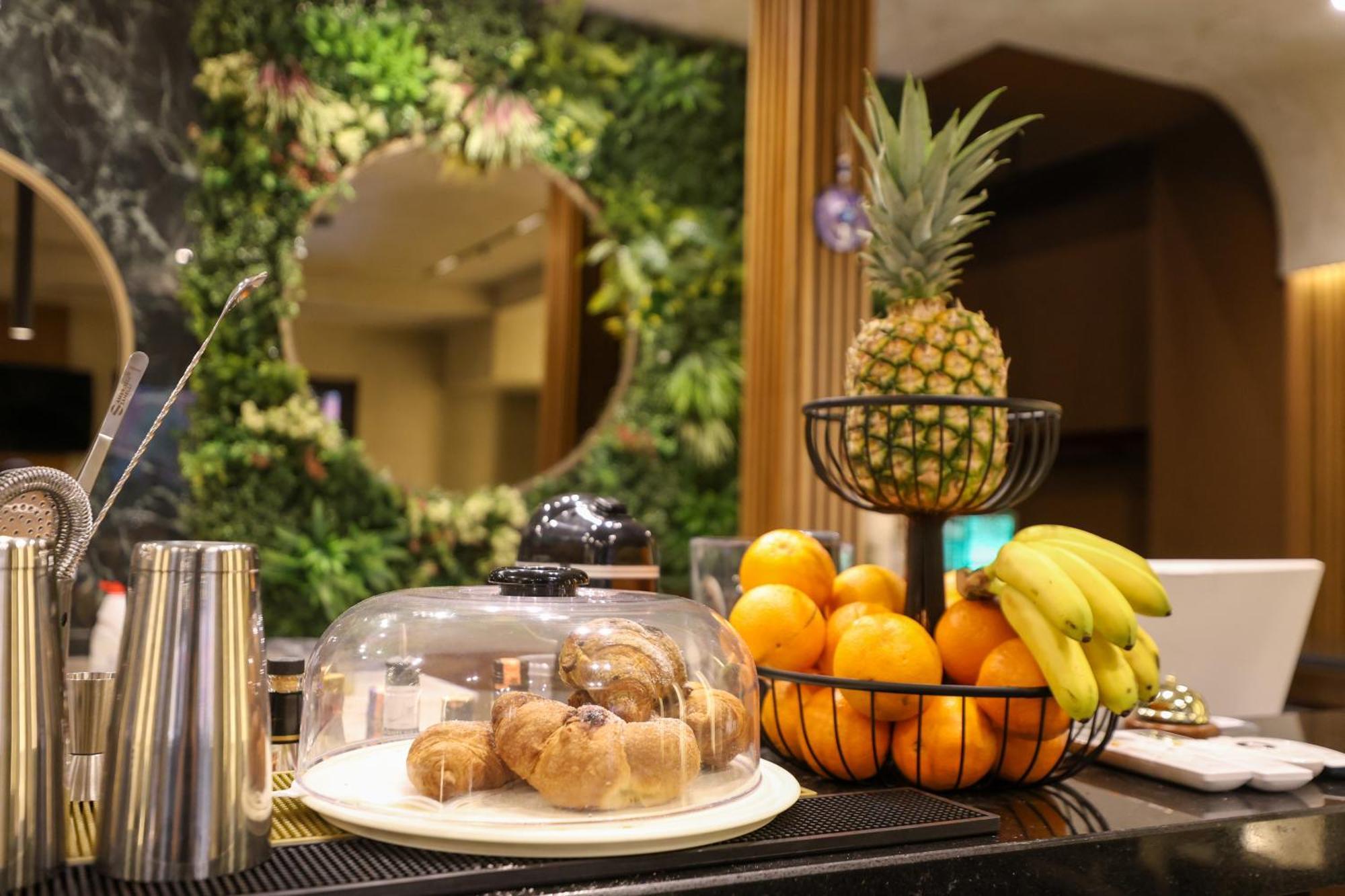 Garden Boutique Hotel Tirana Zewnętrze zdjęcie