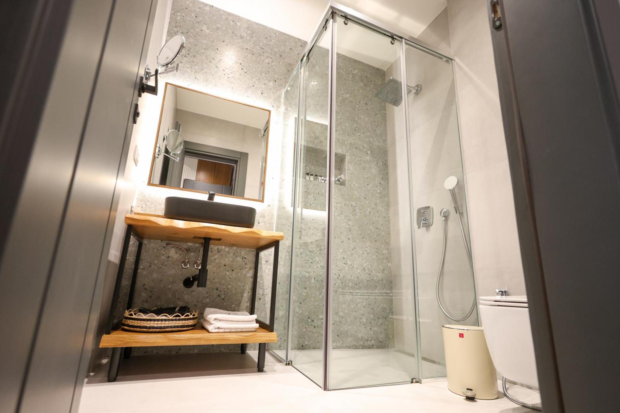 Garden Boutique Hotel Tirana Zewnętrze zdjęcie