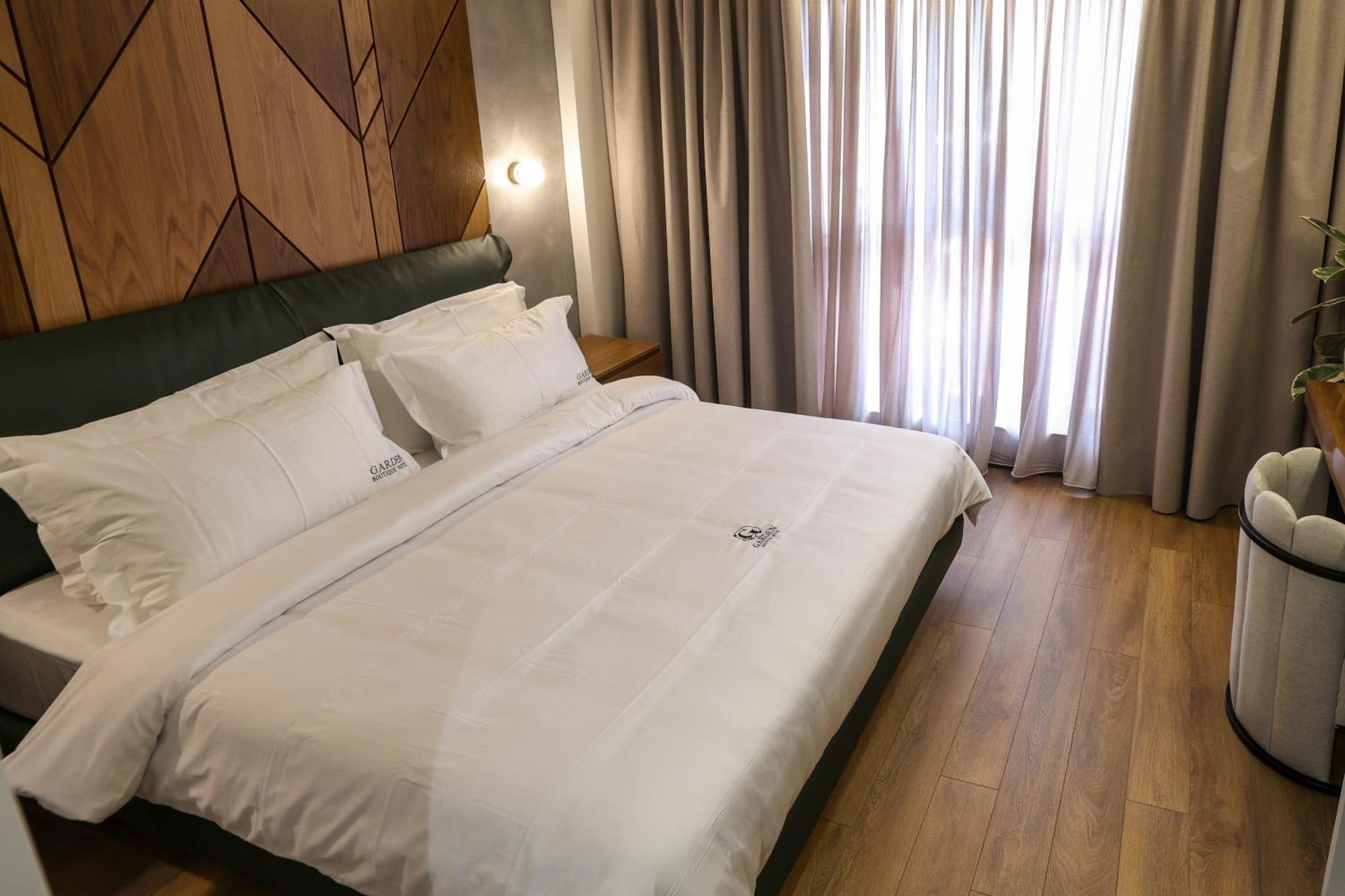 Garden Boutique Hotel Tirana Zewnętrze zdjęcie