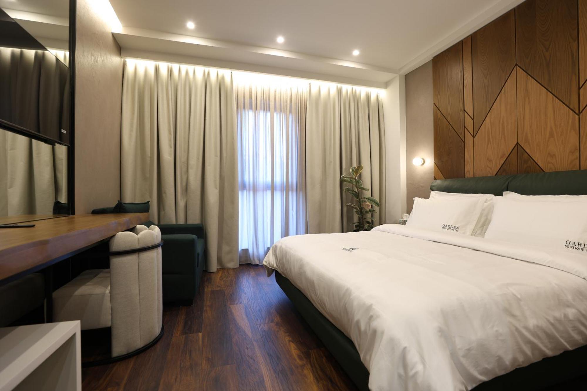 Garden Boutique Hotel Tirana Zewnętrze zdjęcie