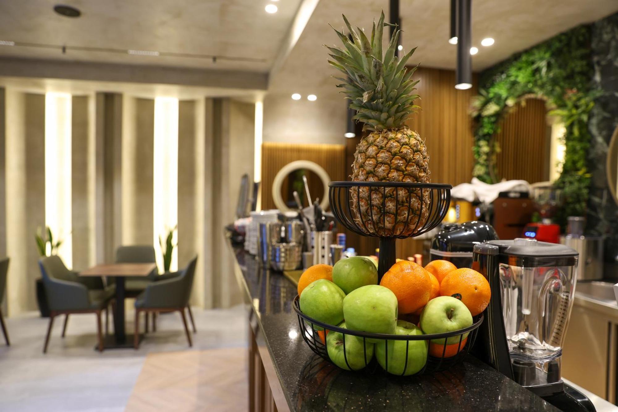 Garden Boutique Hotel Tirana Zewnętrze zdjęcie