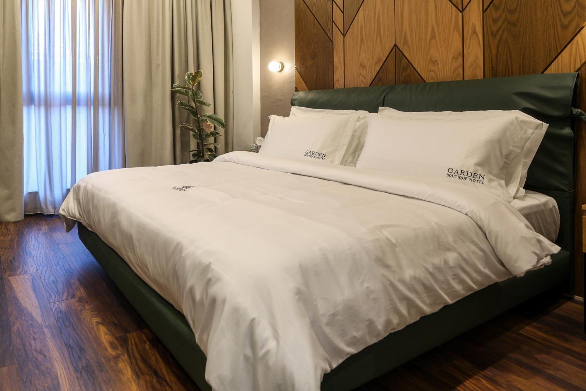 Garden Boutique Hotel Tirana Zewnętrze zdjęcie
