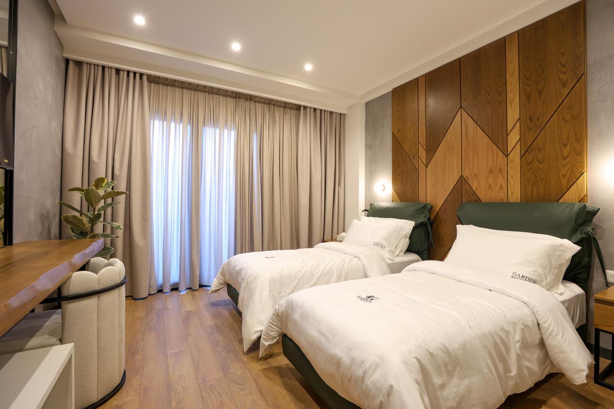 Garden Boutique Hotel Tirana Zewnętrze zdjęcie